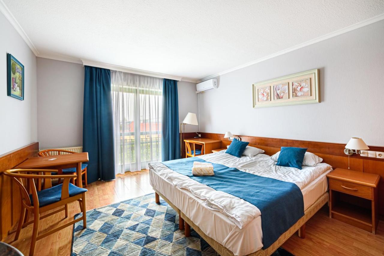 Holiday Club Apartman Hotel Hévíz المظهر الخارجي الصورة