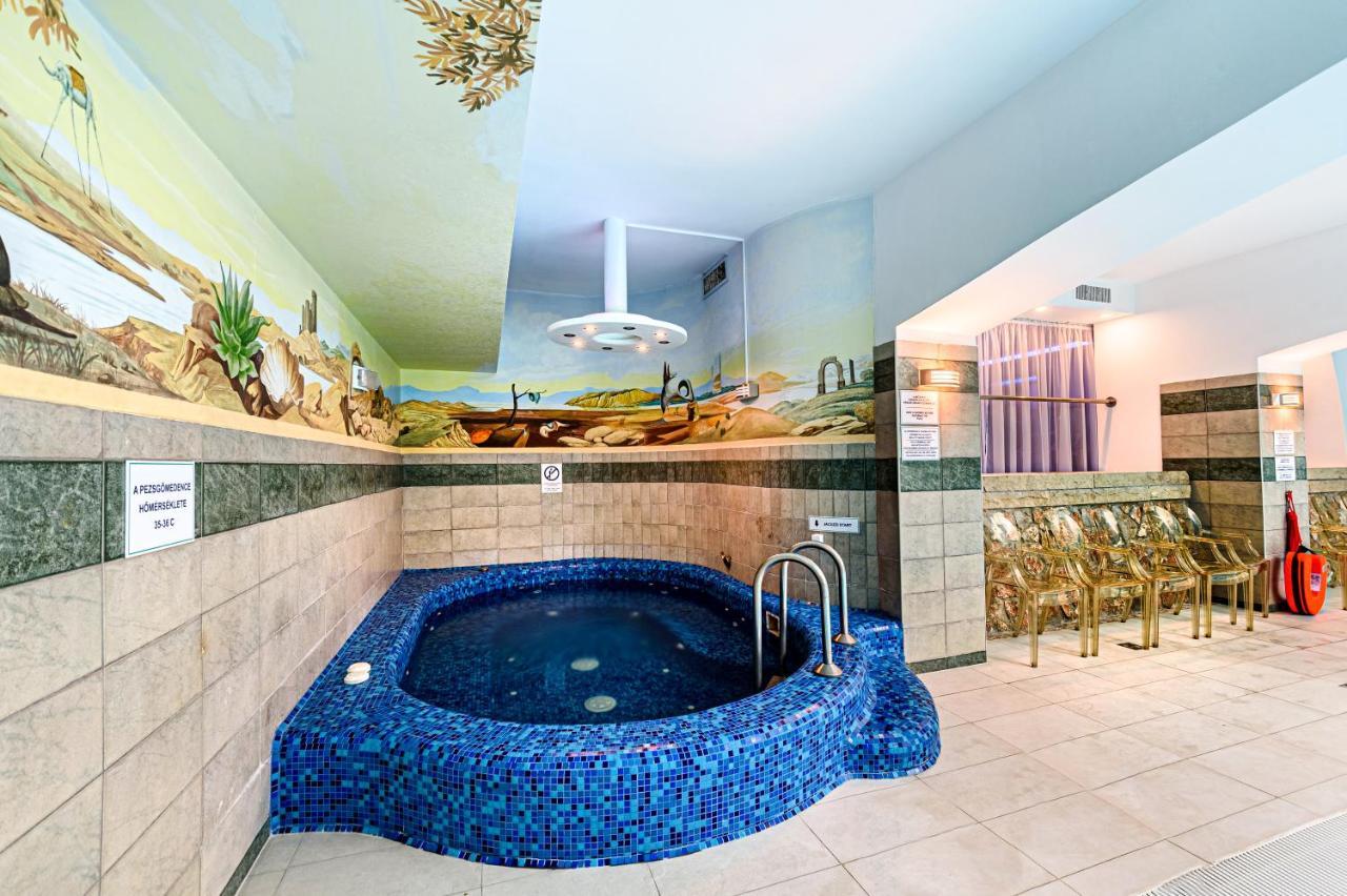Holiday Club Apartman Hotel Hévíz المظهر الخارجي الصورة